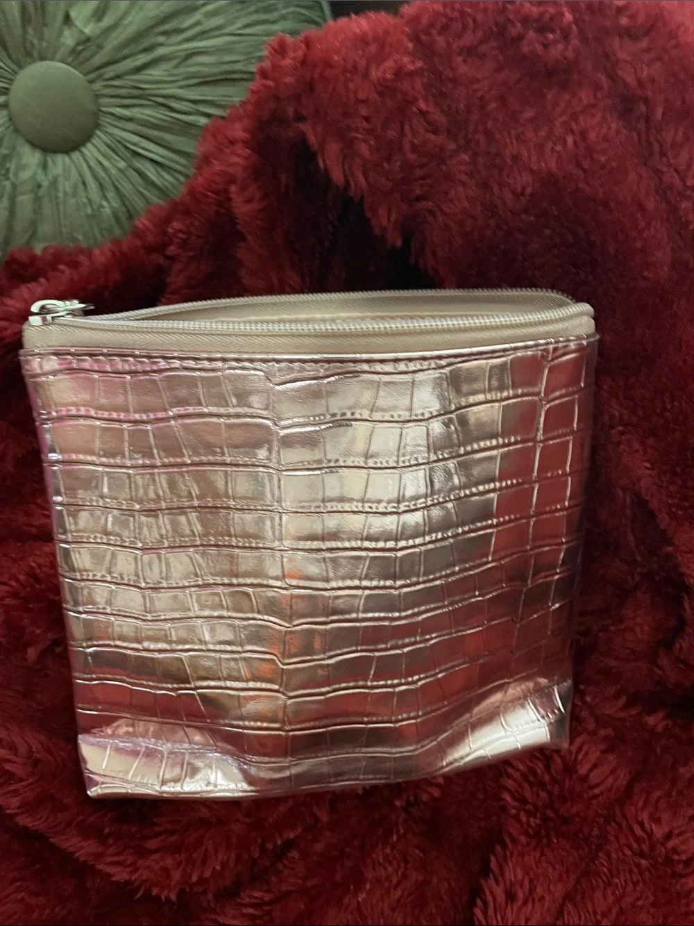 Jimmy Choo pink Metallic cosmetics makeup bag w a sweet surprise “I got Choo”💖